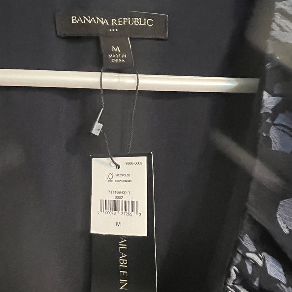 Banana Republic Midi-Dress. Navy Blue Floral print. Cap Sleeves. Tiered … - Picture 5 of 5